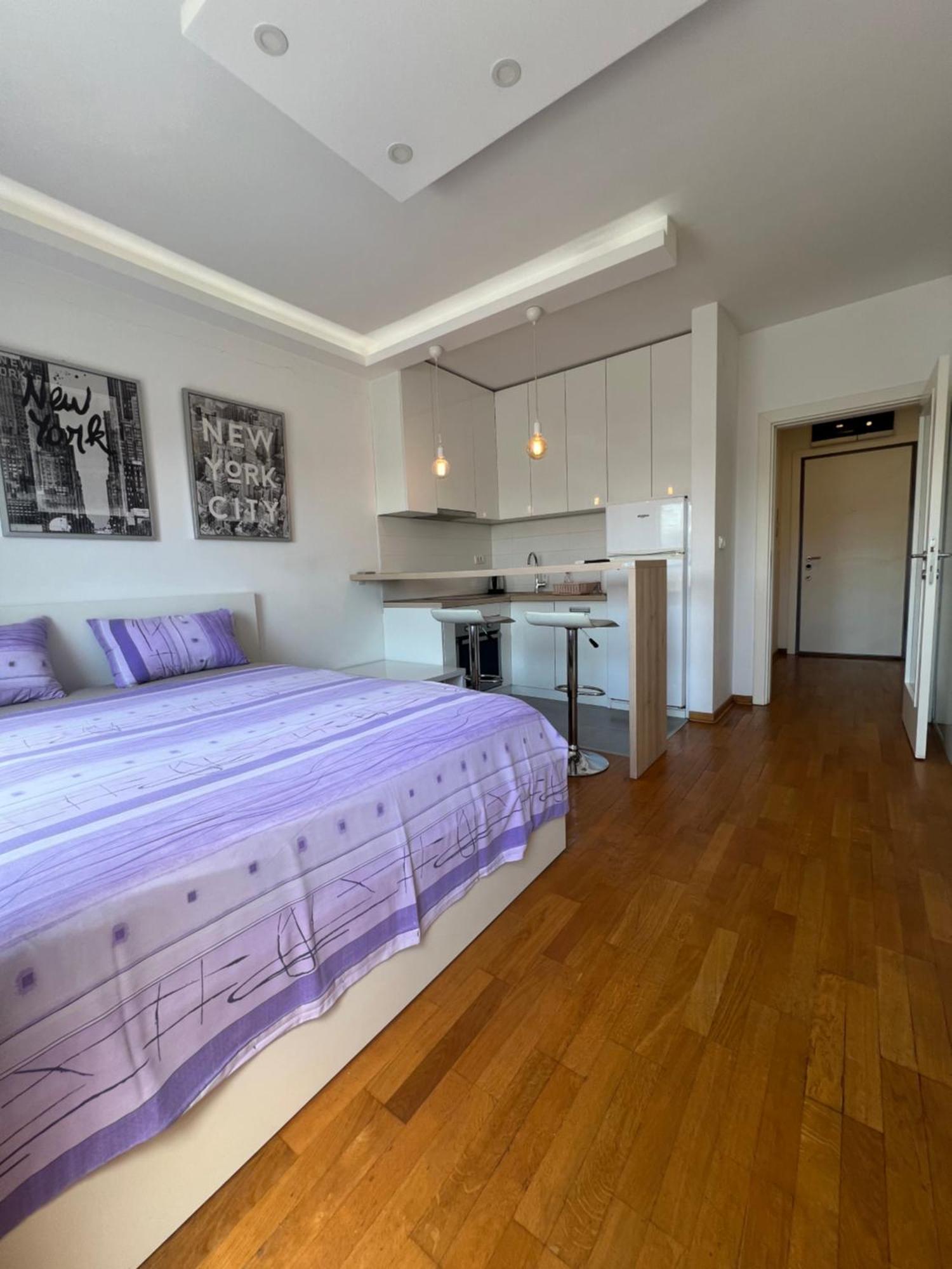 Hedonia Belgrado Quarto foto